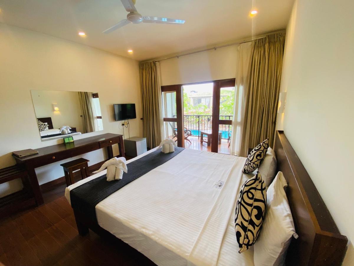 Carolina Beach Resort & Spa Chilaw Dış mekan fotoğraf