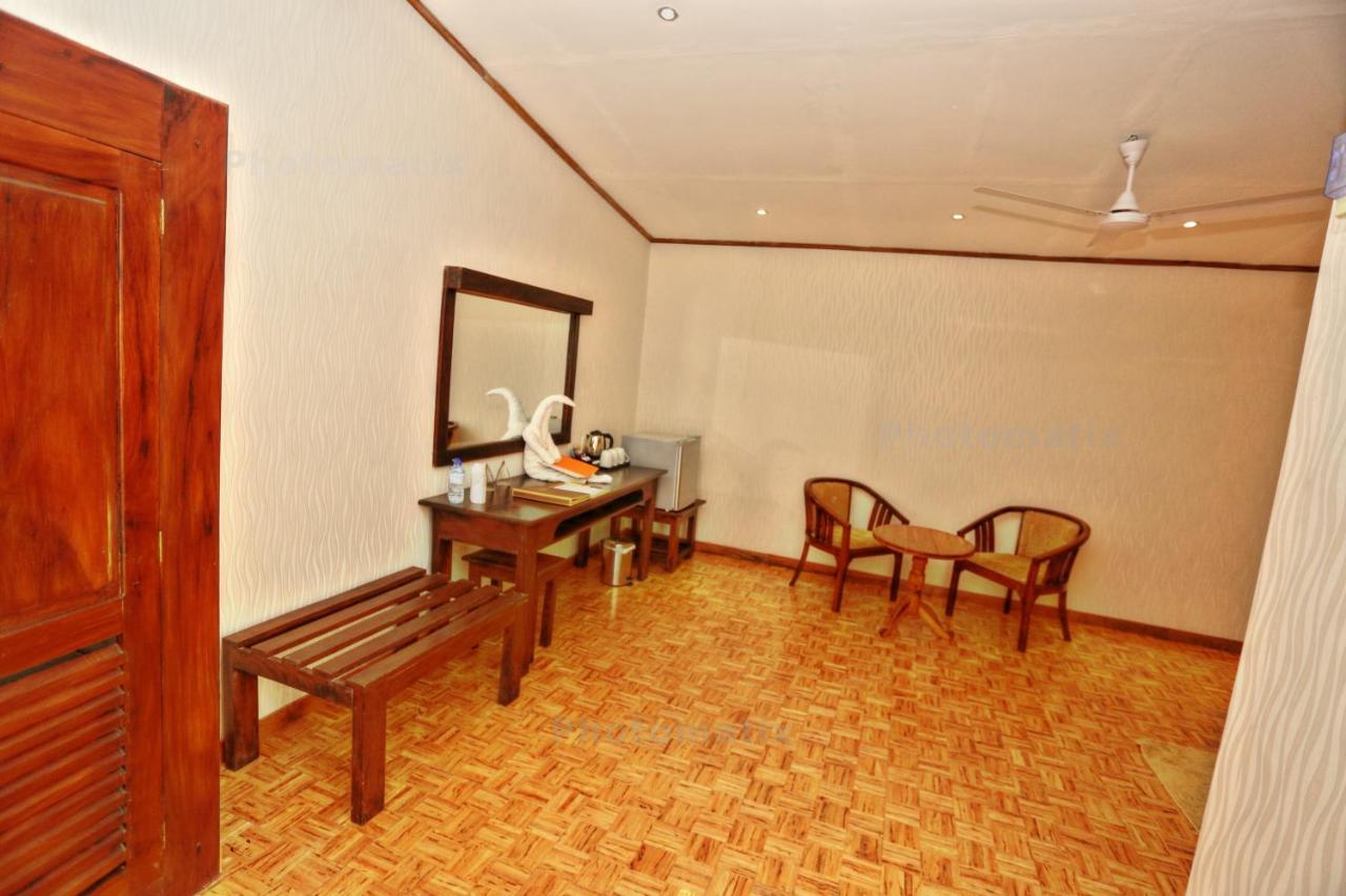 Carolina Beach Resort & Spa Chilaw Dış mekan fotoğraf